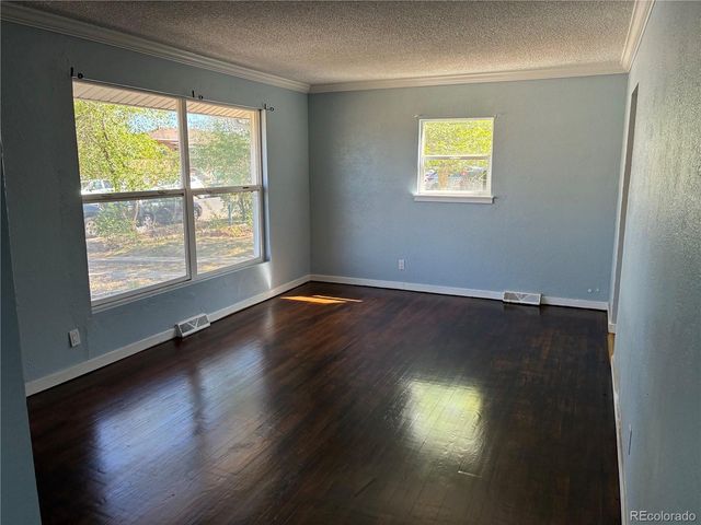 1989 Beeler Street, Aurora, CO 80010