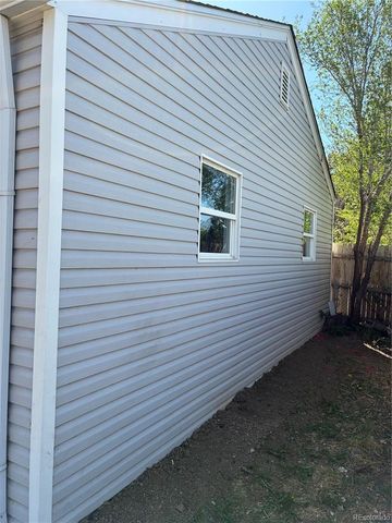 1989 Beeler Street, Aurora, CO 80010