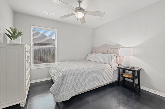 3551 Country Meadows Street, Fayetteville, AR 72704