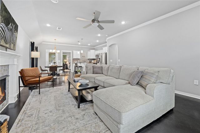 3551 Country Meadows Street, Fayetteville, AR 72704