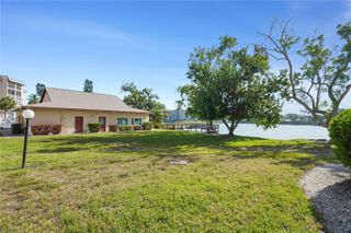4013 LAKE BAYSHORE DR 107, Bradenton, FL 34205