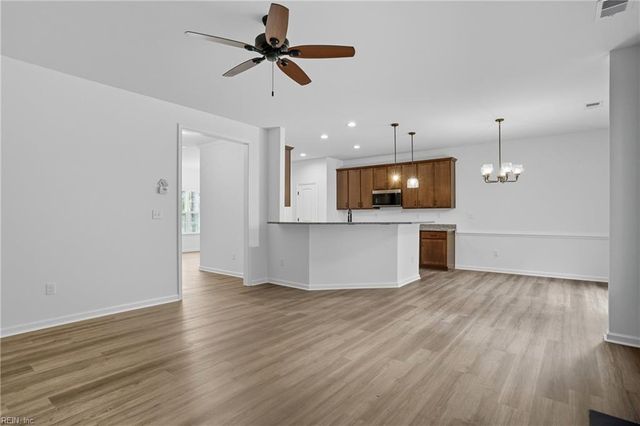 2772 Nansemond PW, Suffolk, VA 23434