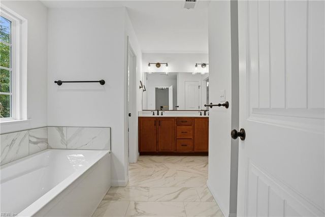 2772 Nansemond PW, Suffolk, VA 23434