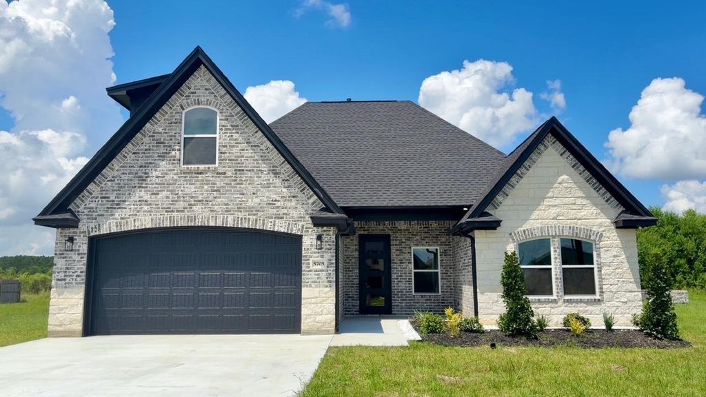 5705 Essie Lane, Beaumont, TX 77713