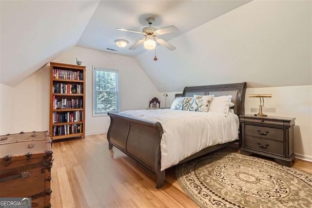 1872 Lake Lucerne Drive SW, Lilburn, GA 30047