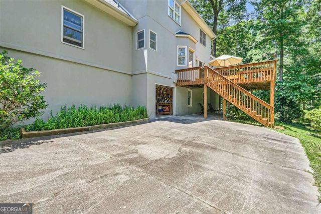 1872 Lake Lucerne Drive SW, Lilburn, GA 30047