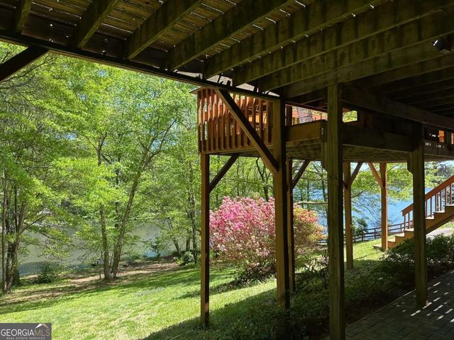 1872 Lake Lucerne Drive SW, Lilburn, GA 30047