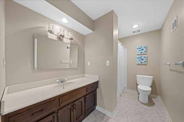 8203 Hauser Street, Lenexa, KS 66215