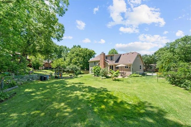 8203 Hauser Street, Lenexa, KS 66215