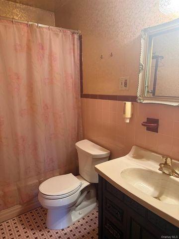60 Hempstead Road, Spring Valley, NY 10977