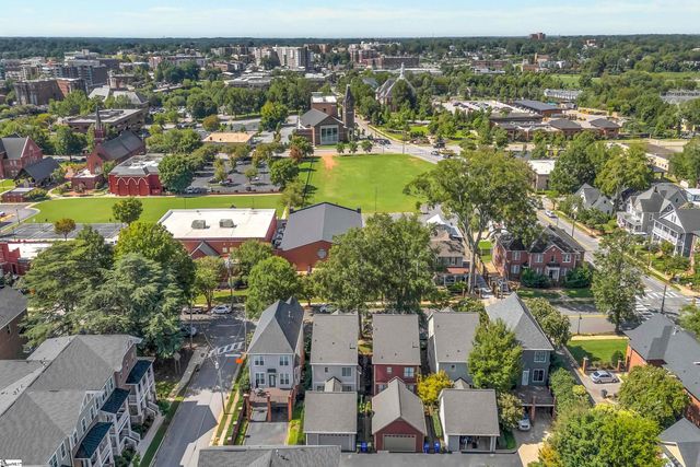 204 Hampton Avenue, Greenville, SC 29601