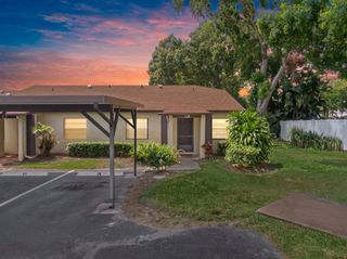 6008 Indrio Road 8, Fort Pierce, FL 34950