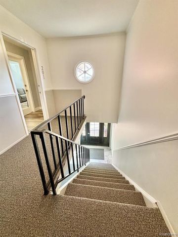 803 Plate Street 201, Rochester, MI 48307