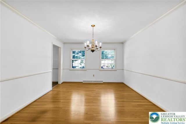 3325 Green Meadow Drive, Bethlehem City, PA 18017