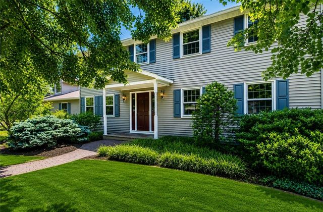 3325 Green Meadow Drive, Bethlehem City, PA 18017