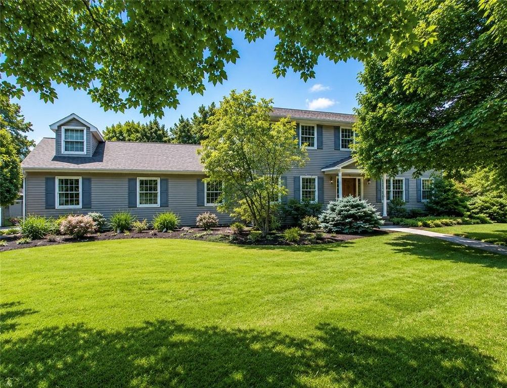 3325 Green Meadow Drive, Bethlehem City, PA 18017