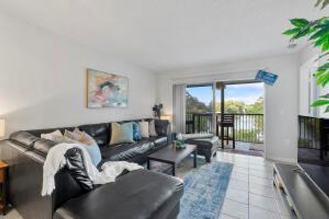 2236 N Cypress Bend Drive Drive 311, Pompano Beach, FL 33069