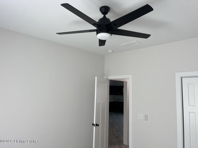 268 Fernwood Dr, Mt Washington, KY 40047