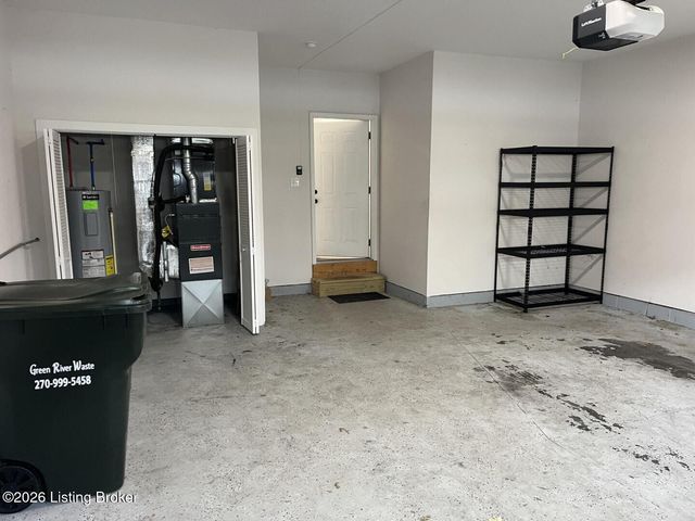 268 Fernwood Dr, Mt Washington, KY 40047