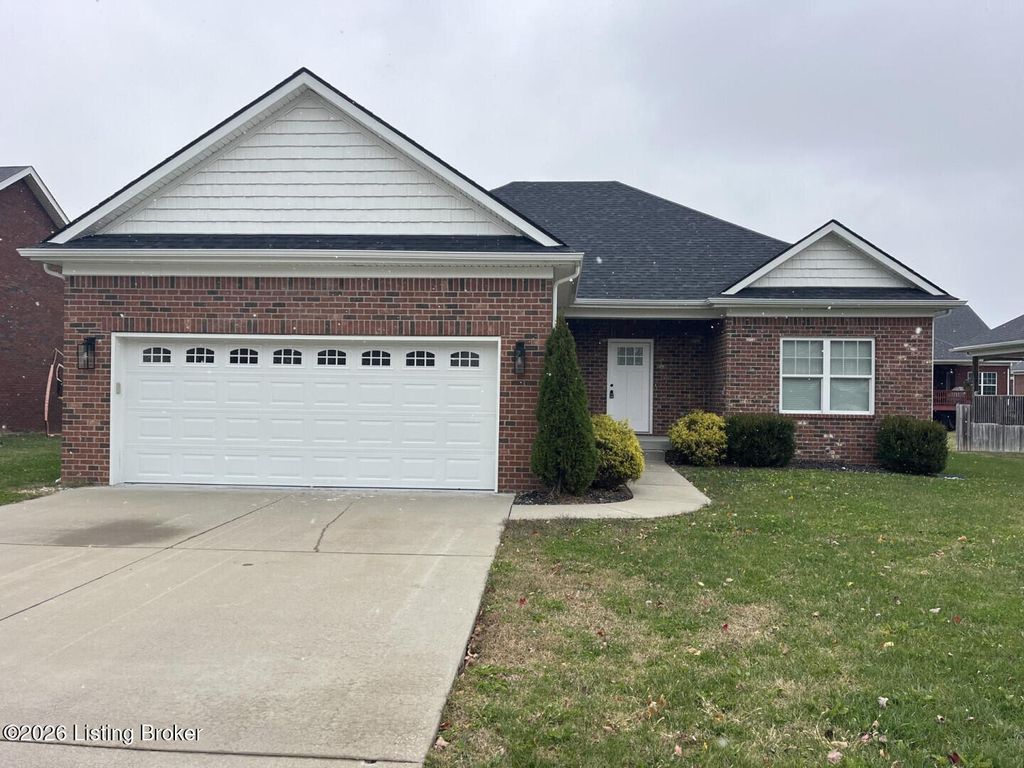 268 Fernwood Dr, Mt Washington, KY 40047