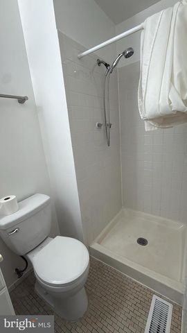 12807 COLBY DR, Woodbridge, VA 22192
