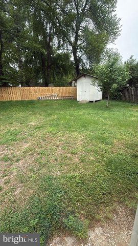 12807 COLBY DR, Woodbridge, VA 22192
