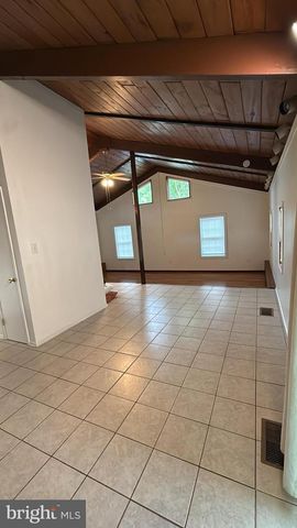12807 COLBY DR, Woodbridge, VA 22192