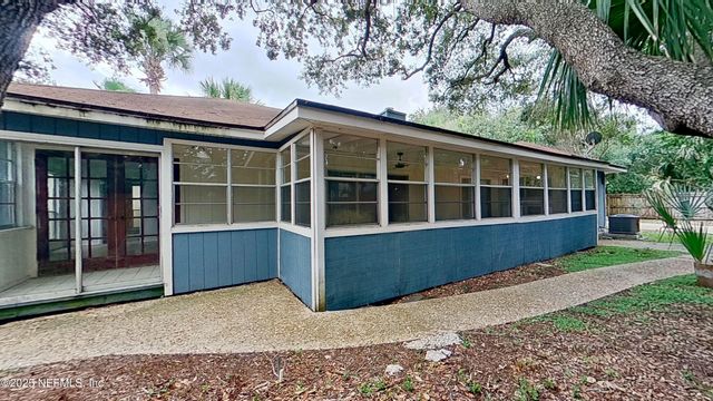 1615 SEMINOLE Road, Atlantic Beach, FL 32233