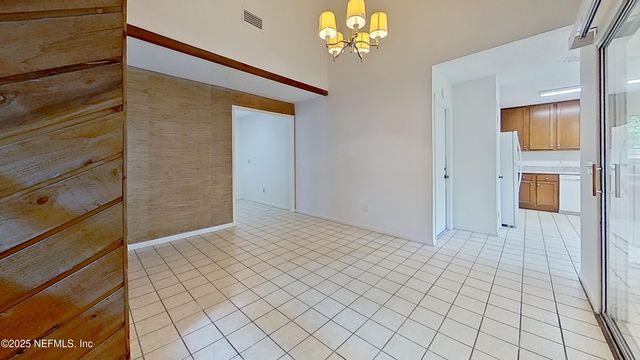 1615 SEMINOLE Road, Atlantic Beach, FL 32233