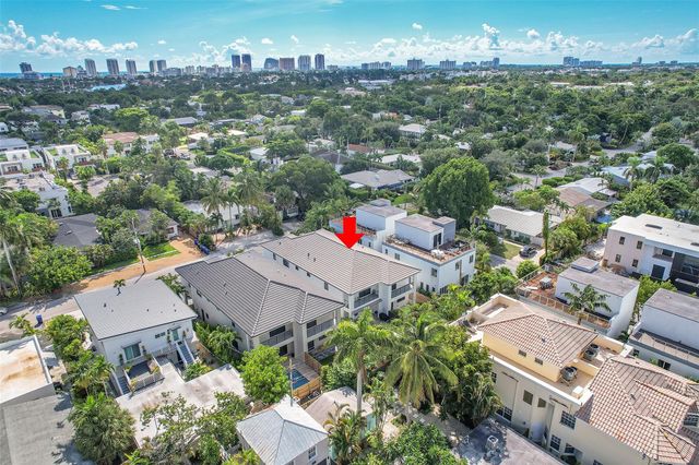 803 NE 16th Ter, Fort Lauderdale, FL 33304