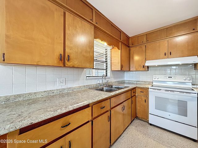 260 Sabal Avenue, Merritt Island, FL 32953