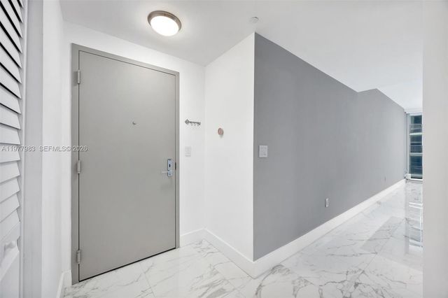 488 NE 18th St 1708, Miami, FL 33132