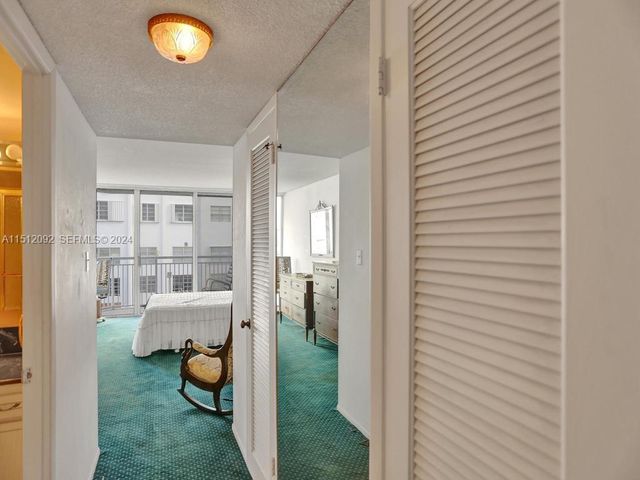 18051 Biscayne Boulevard 304, Aventura, FL 33160