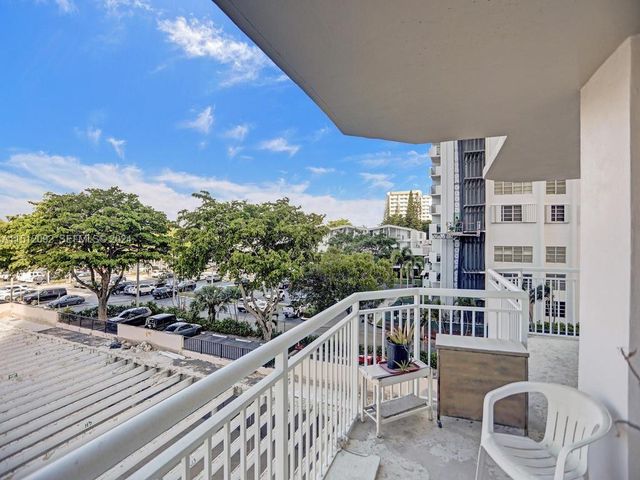 18051 Biscayne Boulevard 304, Aventura, FL 33160