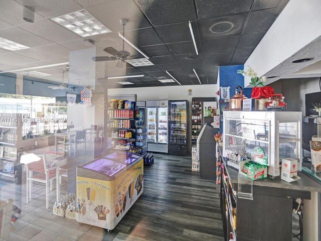 18051 Biscayne Boulevard 304, Aventura, FL 33160