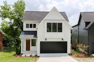 2428 Brittany Dr, Nashville, TN 37206