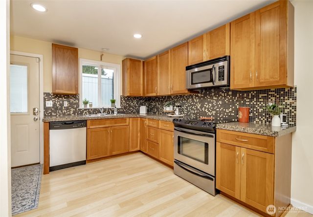 4851 6th Avenue, Tacoma, WA 98406