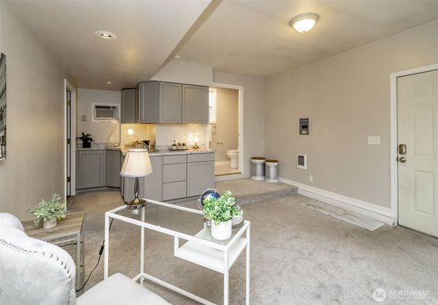 4851 6th Avenue, Tacoma, WA 98406