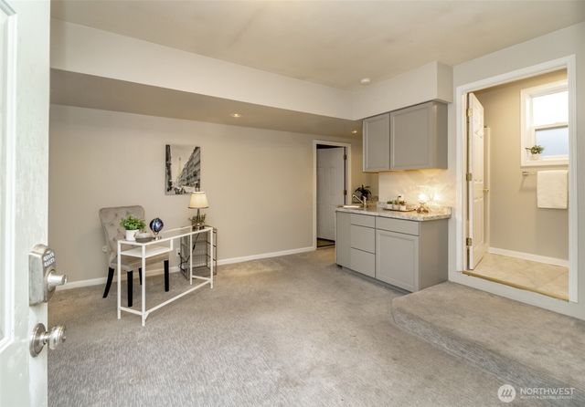 4851 6th Avenue, Tacoma, WA 98406