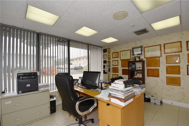 1820 E Commercial Boulevard, Fort Lauderdale, FL 33308