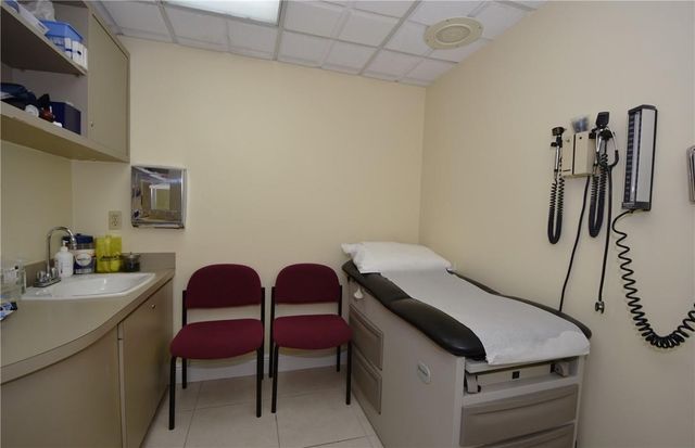 1820 E Commercial Boulevard, Fort Lauderdale, FL 33308