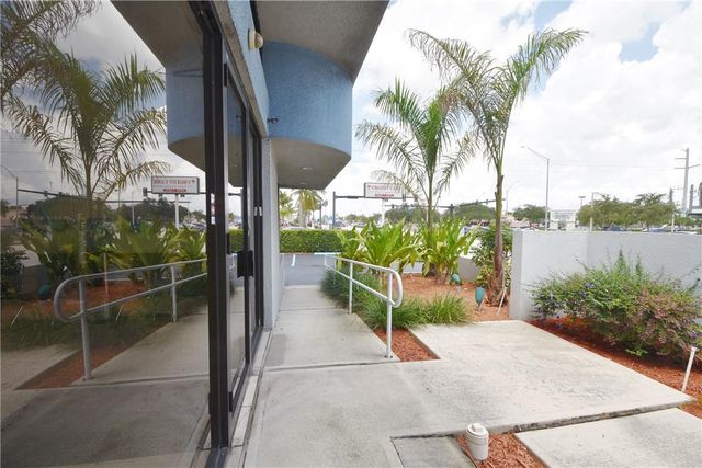 1820 E Commercial Boulevard, Fort Lauderdale, FL 33308