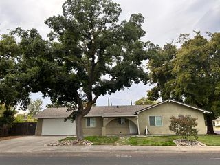 541 Mary Todd Ln, Modesto, CA 95354
