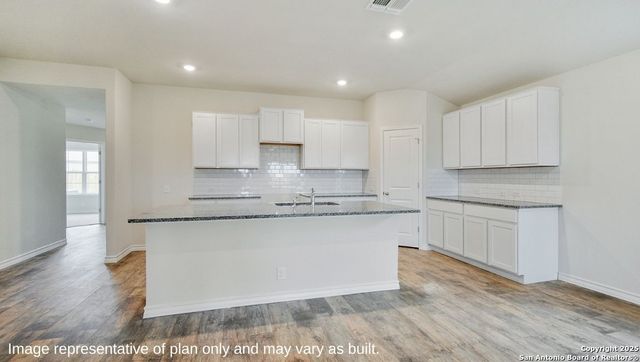 12638 Olozaga, Converse, TX 78109
