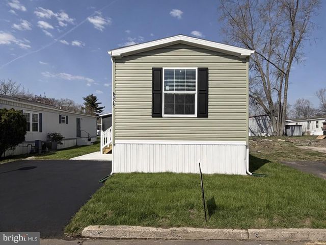 6326 FULER DR, Morrisville, PA 19067