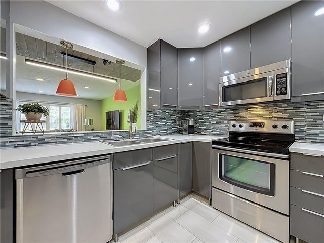 604 BOUGH AVENUE, Clearwater, FL 33760