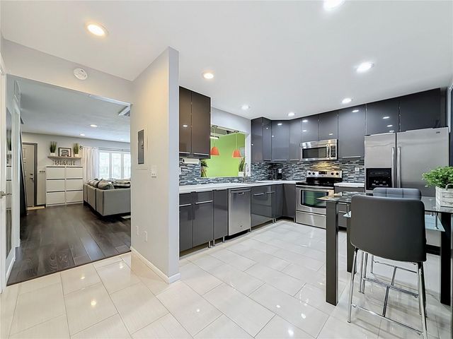 604 BOUGH AVENUE, Clearwater, FL 33760