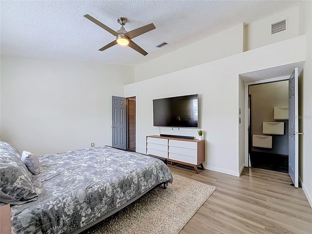 604 BOUGH AVENUE, Clearwater, FL 33760