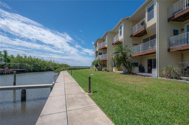 119 BRENT CIRCLE, Oldsmar, FL 34677