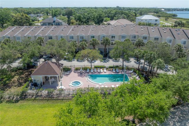 119 BRENT CIRCLE, Oldsmar, FL 34677